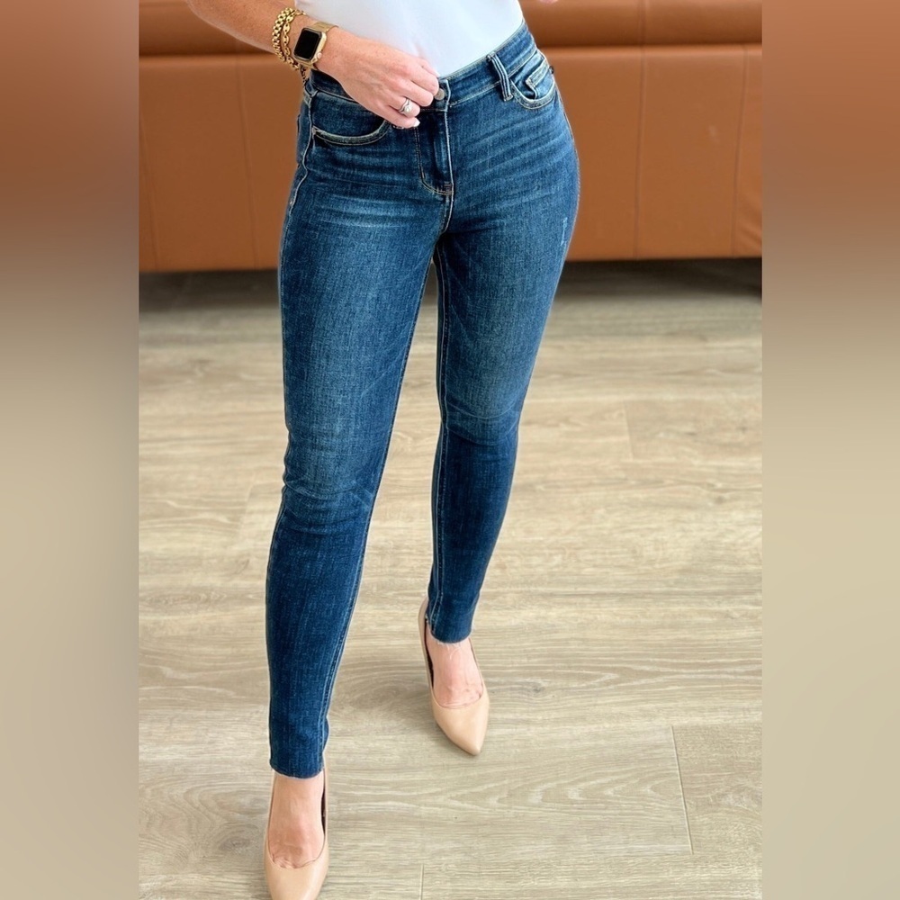 For The Republic Raw Hem Skinny Fit Medium Rinse Denim Jeans Size 4/26
